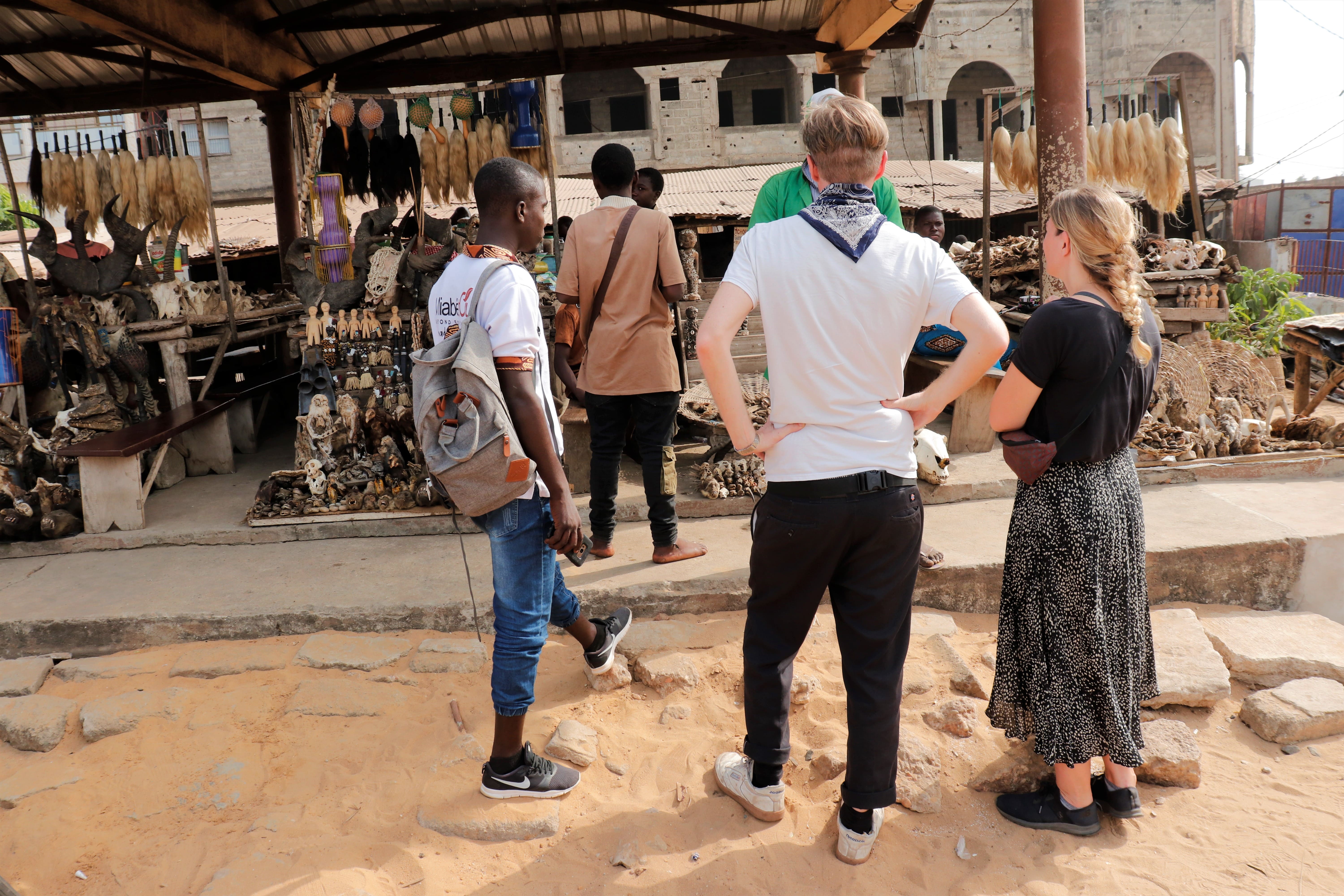 Visite touristique du marché des fétiches de Lomé